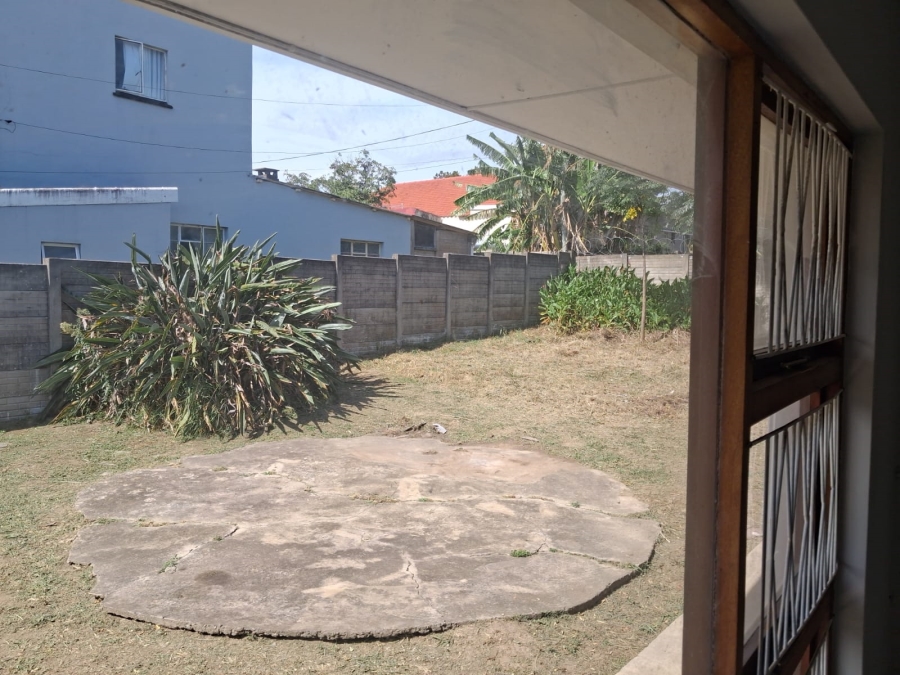 To Let 3 Bedroom Property for Rent in Amalinda Eastern Cape